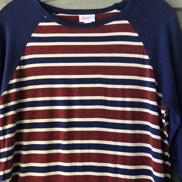 Lularoe Randy Tee - Picture 2 of 5